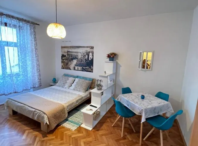 Colorita Appartement *