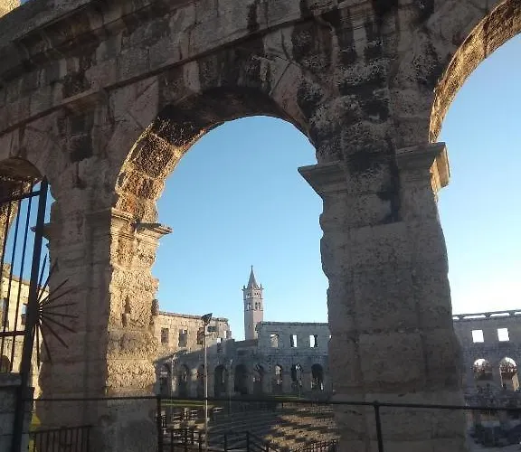 Colorita Appartement Pula