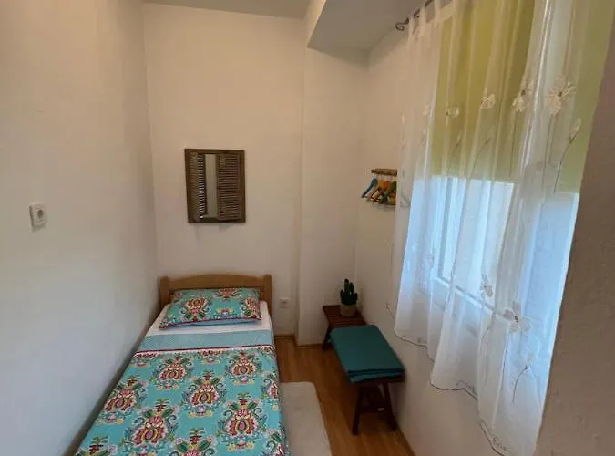 Colorita アパート *