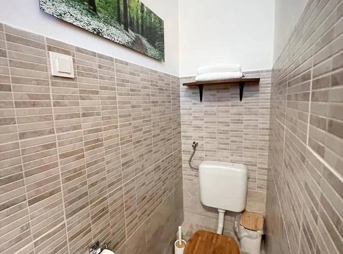 アパート Colorita プーラ